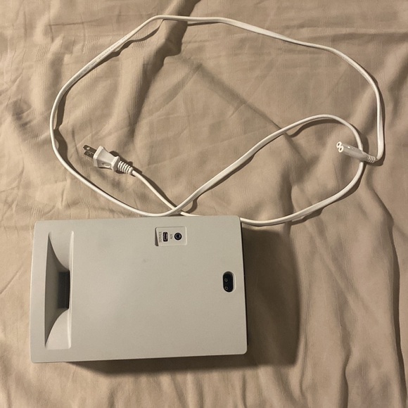 Gray Bose Bluetooth speaker. Can host a party with this speaker! - Picture 4 of 5